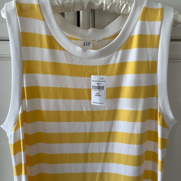 BNWT GAP yellow and white striped tank dress 💛🤍 Size large tall - Picture 2 of 3